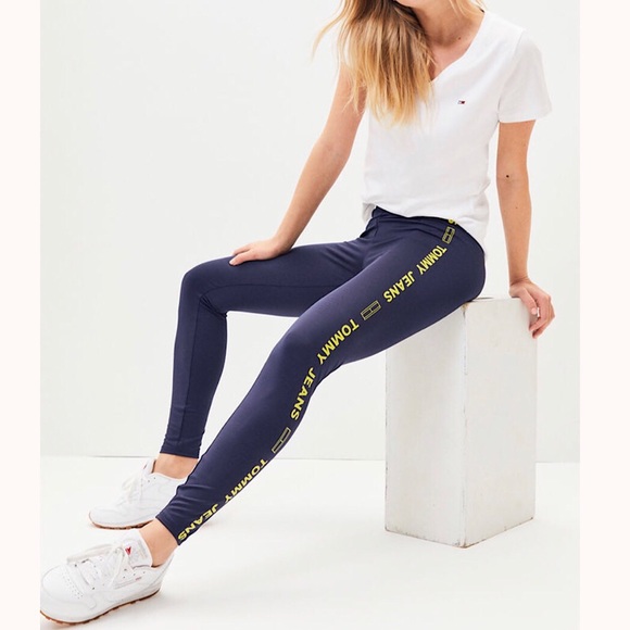 Tommy Jeans Logo Taped Leggings in Blue - Picture 3 of 8